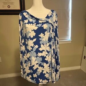 Liz Claiborne Blue and White Floral Tunic